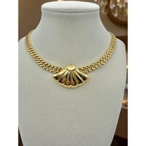 Circa 80s Gold Plated Fan Design Necklace 15"